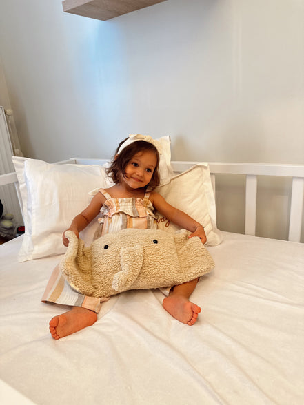 Eloy Fil Yastık Uyku Arkadaşı Ekru