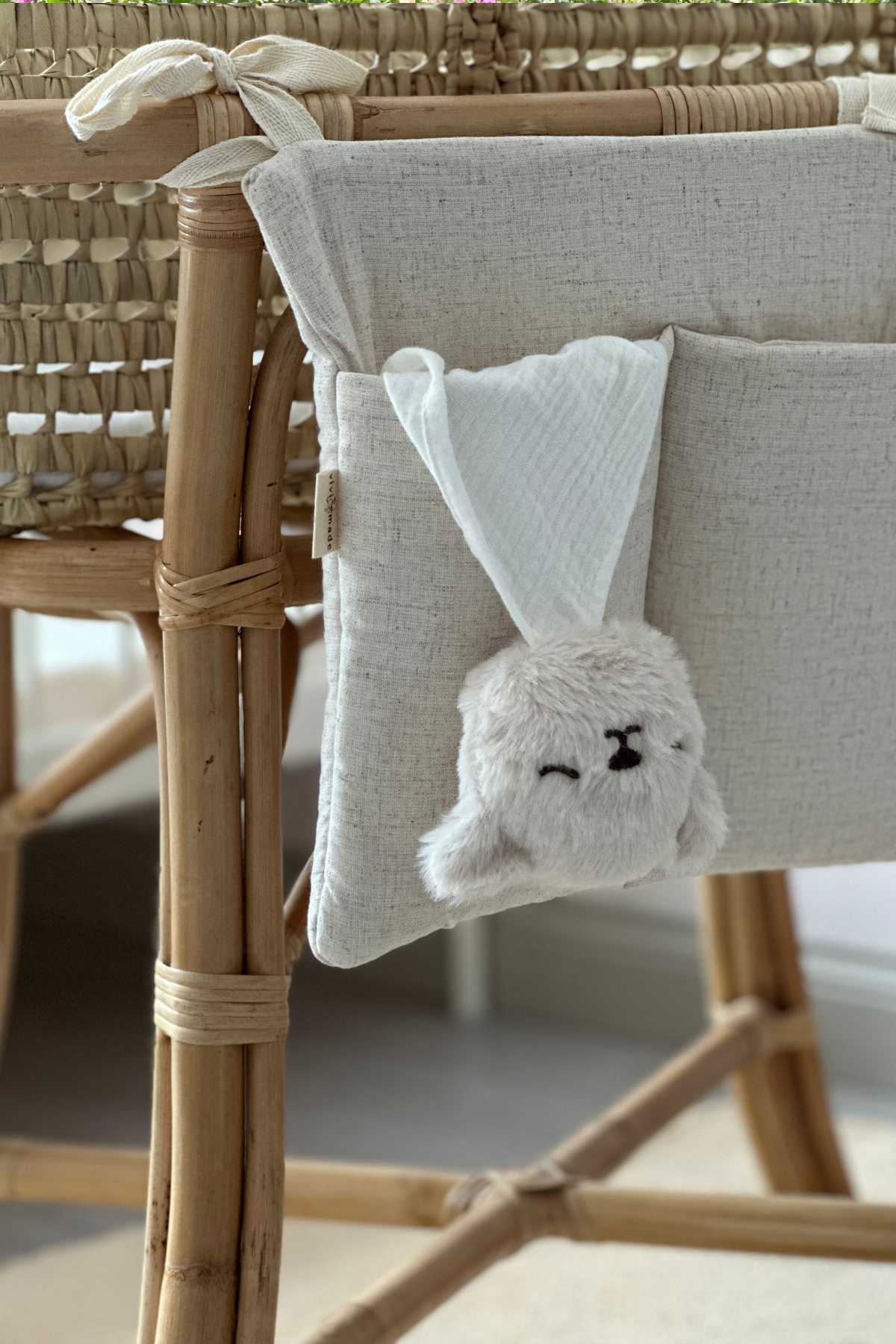 Mona Müslin Uyku Arkadaşı