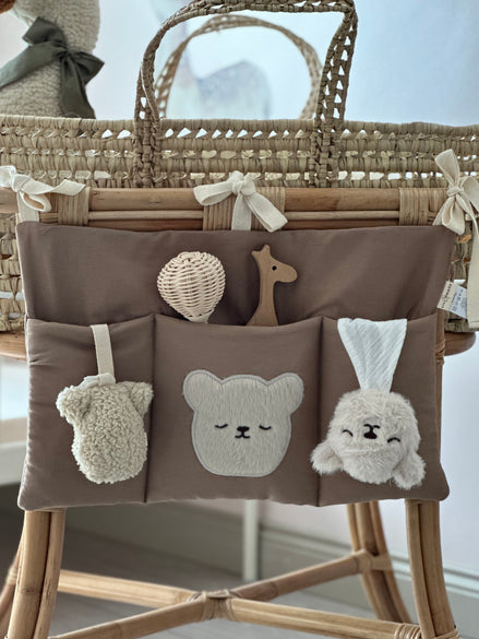 Nakış Detaylı Keten Kumaş Bebek Çocuk Yatak Beşik Kenarı Organizeri