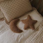 Teddy Ay Yastık ve Yıldız Bebek Çocuk Odası Aksesuar