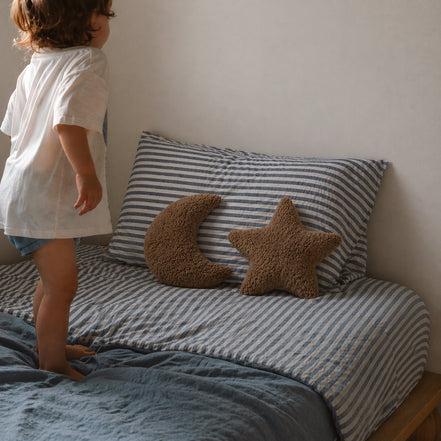 Teddy Ay Yastık ve Yıldız Bebek Çocuk Odası Aksesuar