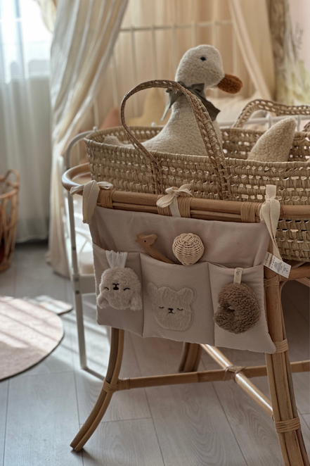 Nakış Detaylı Keten Kumaş Bebek Çocuk Yatak Beşik Kenarı Organizeri