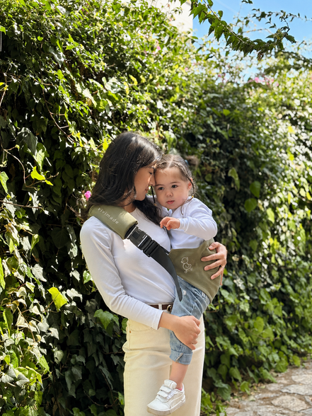 Vivihug Sling Bebek ve Çocuk Taşıma Çantası Kanguru 9-20 Kg Anne Yanı Taşıyıcı